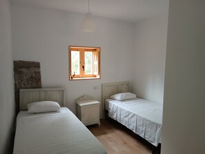 Bed sheets - Apartment for four people in nature (Grado)