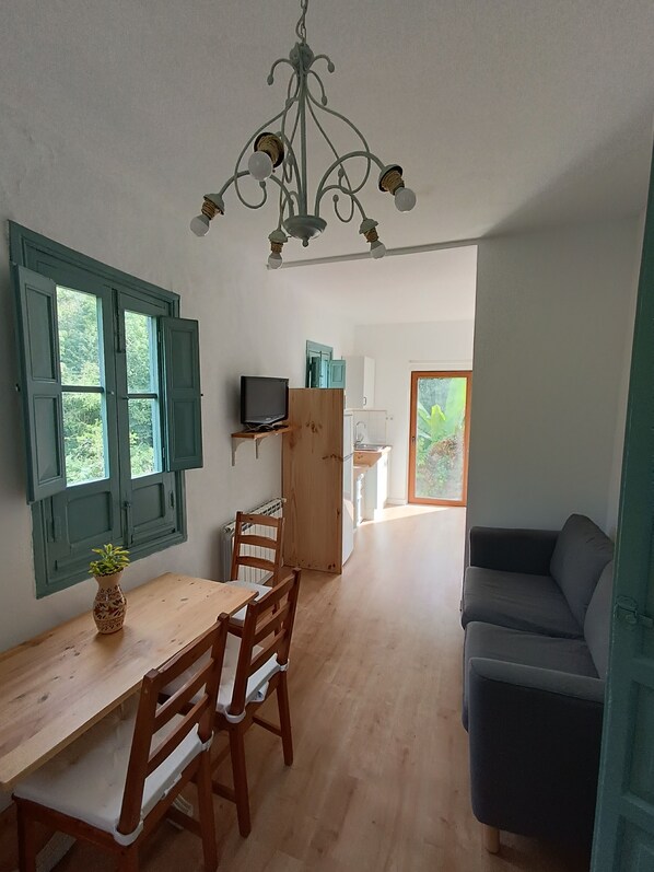 Living area - Apartment for four people in nature (Grado)