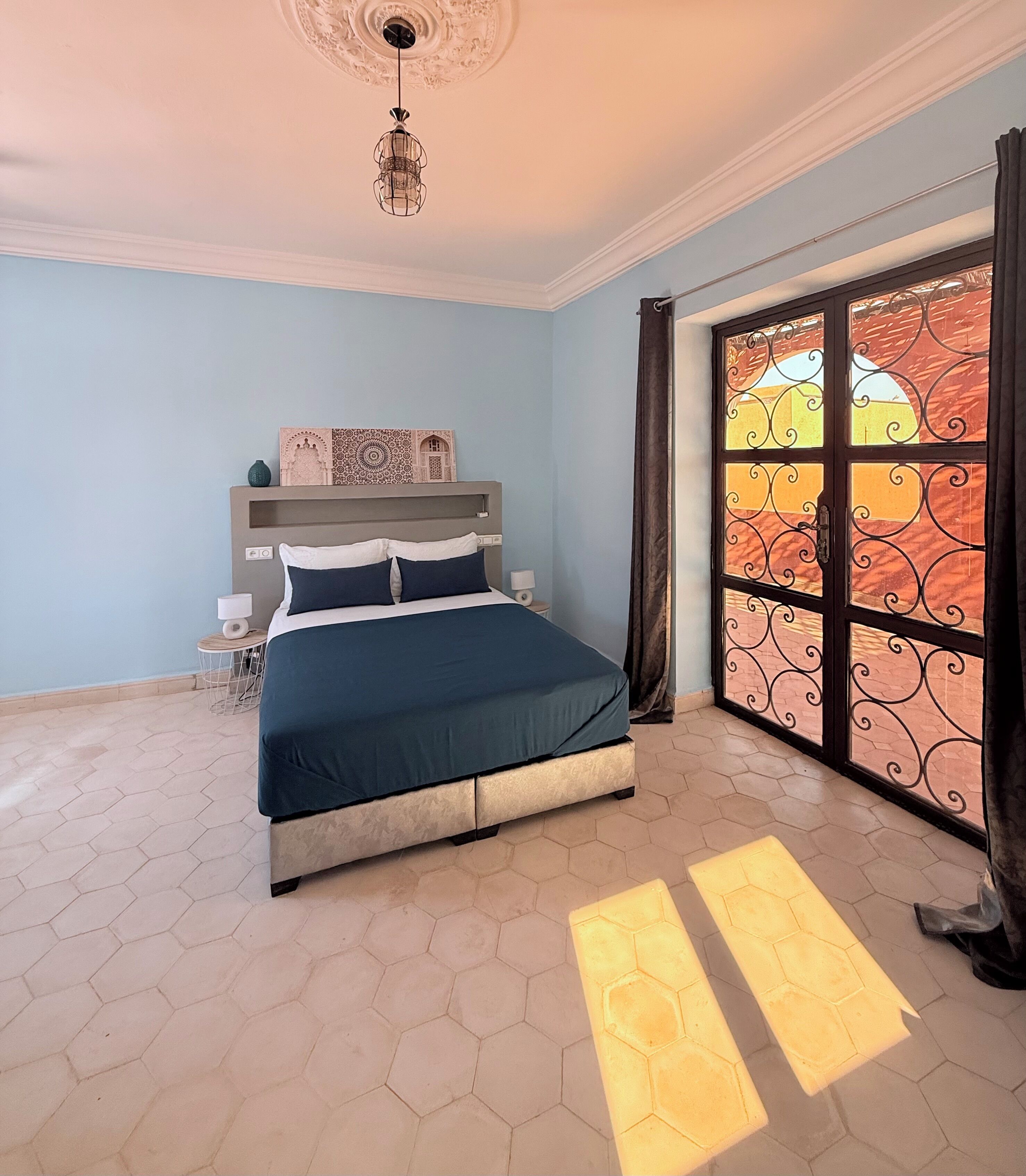 Strykejern/-brett, wi-fi og sengetøy