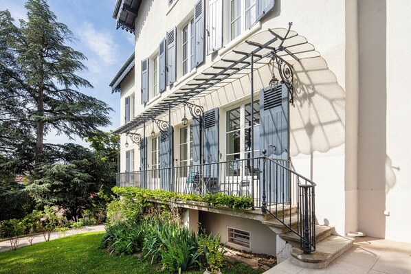 Exterior - Harmonie - Spacious house with pool in Oullins (Oullins-Pierre-Bénite)