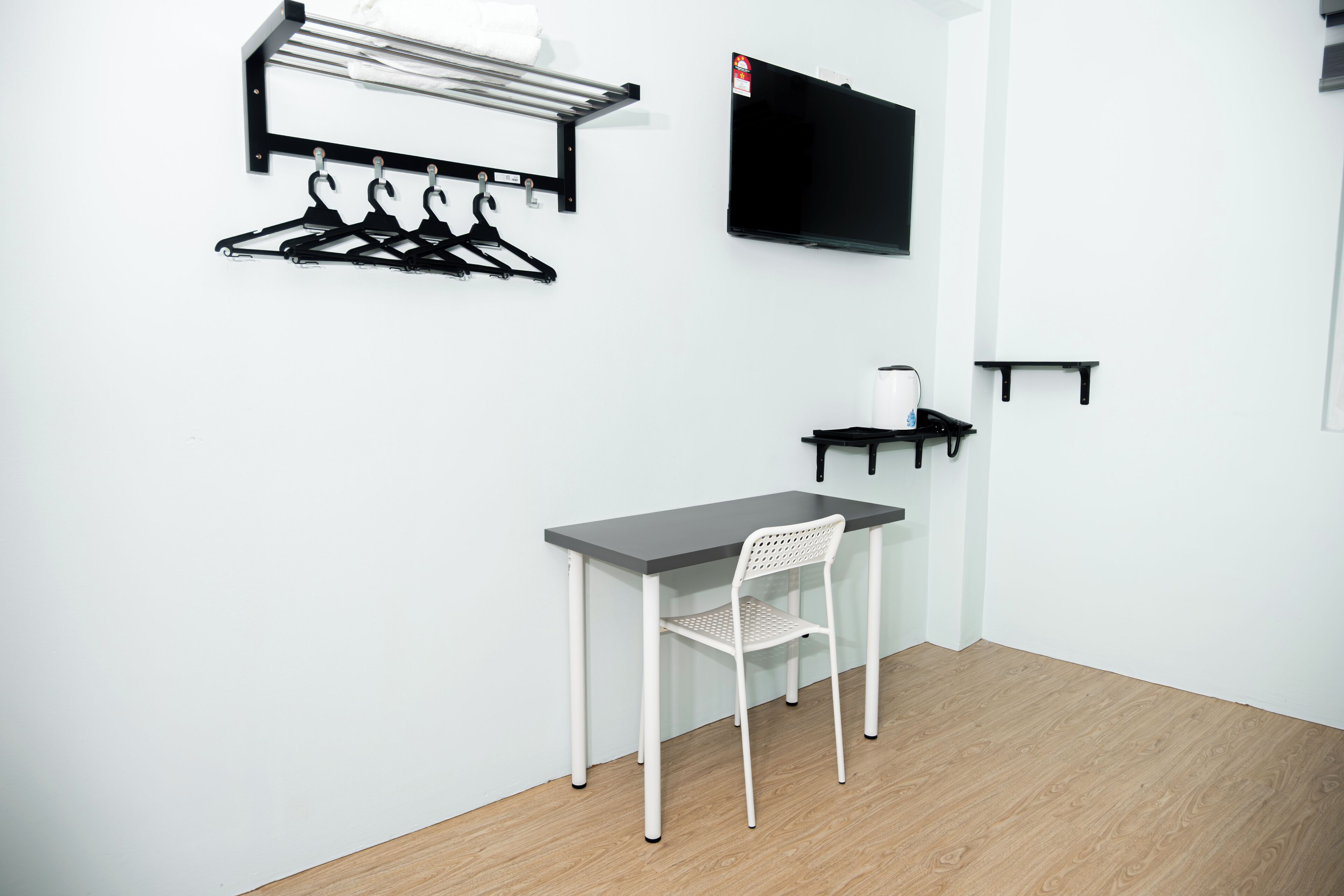 Phòng đôi hoặc 2 giường đơn Tiêu chuẩn, không hút thuốc, quang cảnh thành phố | Bàn, khu vực làm việc phù hợp cho laptop 