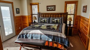 Free WiFi, bed sheets - Starry Night - Awesome Views, Hot Tub, Fire Pit! (Sevierville)