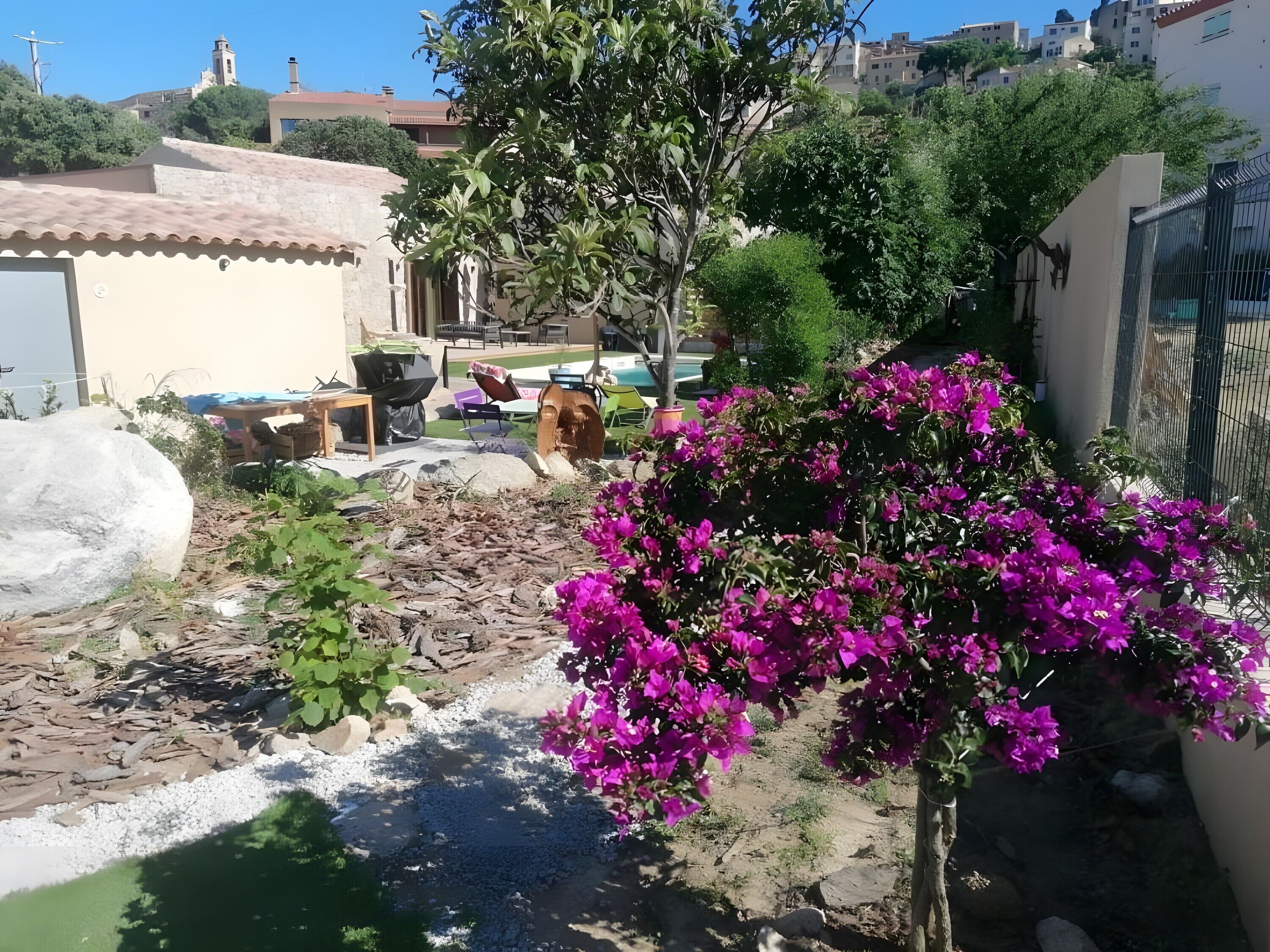 Enceinte de l’hébergement