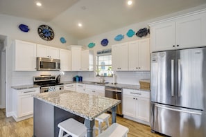 House (3 Bedrooms) | Interior - Family Escape w/ Fenced Yard & Pool in Palm Coast (Palm Coast)