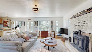 House (1 Bedroom) | Interior