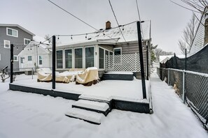 House (3 Bedrooms) | Interior - Mid-century Family Bungalow: Desirable Birmingham! (Birmingham)
