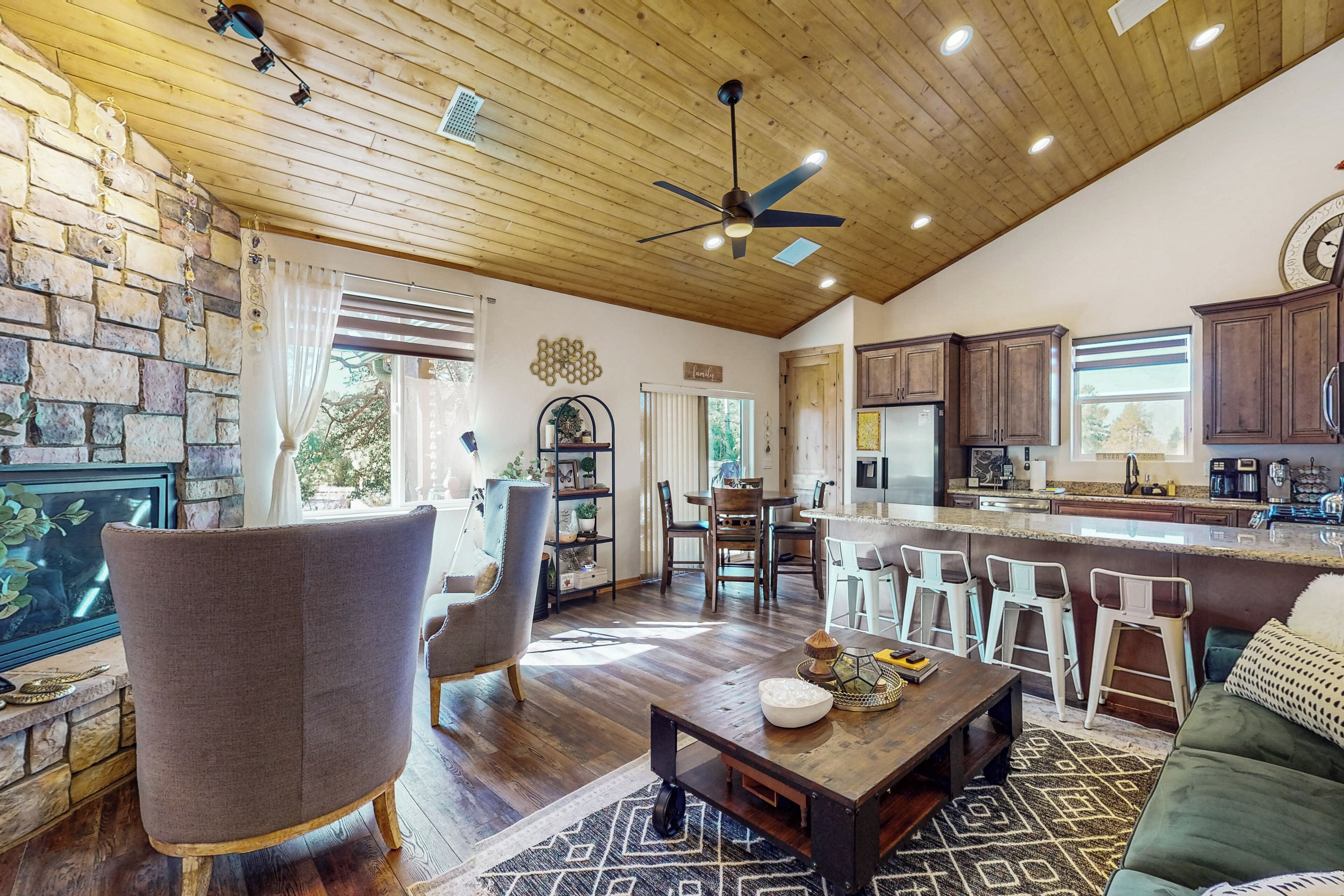 Casa (2 Bedrooms) | Interior