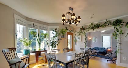 Green Mountain Views! Lowell Getaway Near Skiing