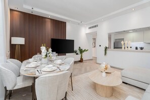 House - Signature 4BR at Skyview Tower (Dubai)