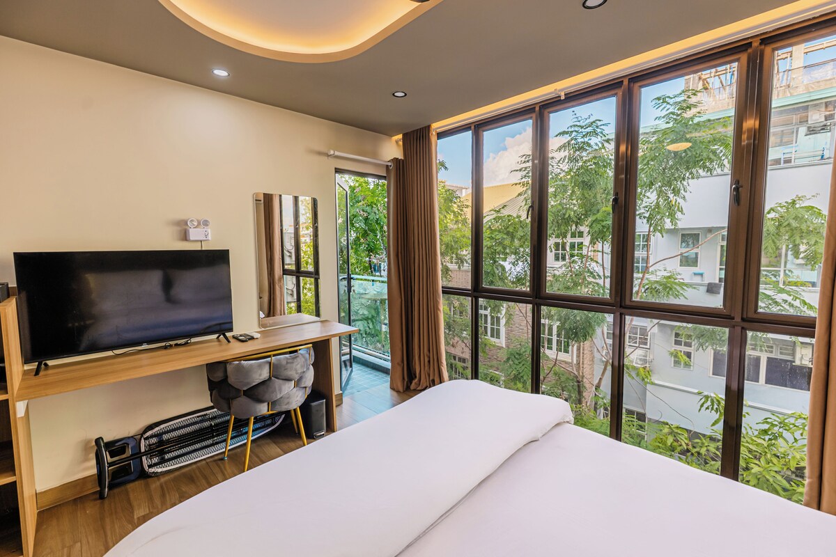 Habitación doble Deluxe, balcón, vista a la ciudad | Balcón
