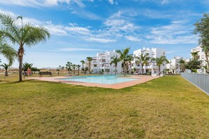 Pool - Sun-facing penthouse with pool and stunning golf course views (Torre Pacheco)