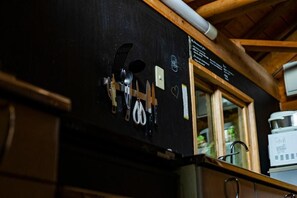 Full-size fridge, microwave, stovetop, electric kettle - Villa SACHIBARU (Nanjo)