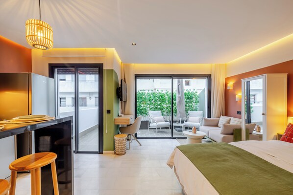 Iron/ironing board, WiFi, bed sheets - Comfort Loft – Premium Bedding, Ultra-Fast Fiber, Internet, IPTV, Terrace, Gym (Casablanca)