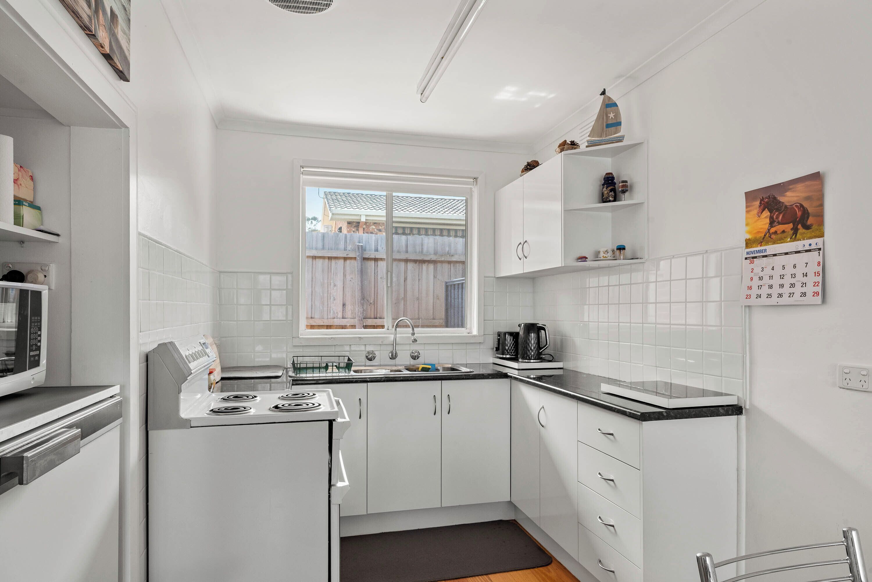 Réfrigérateur, micro-ondes