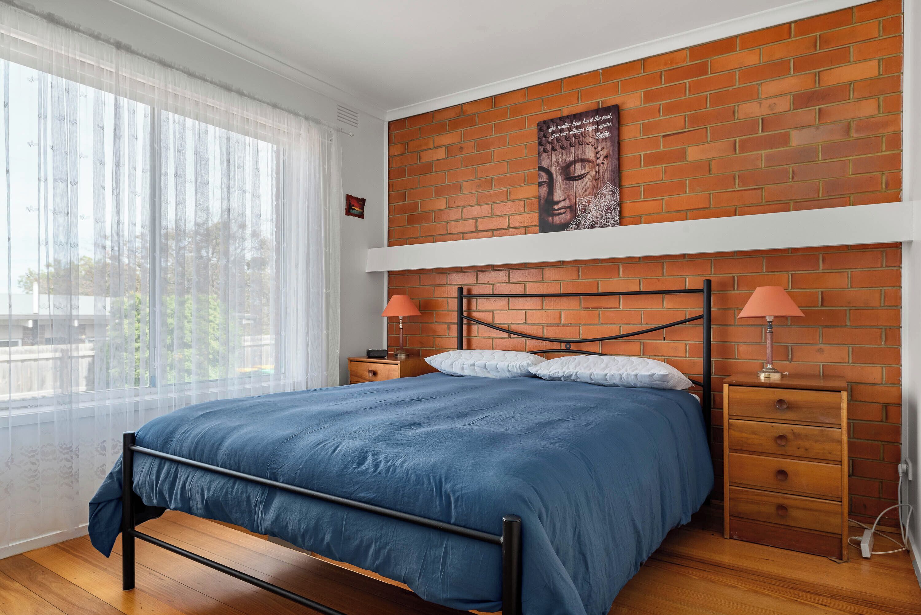 2 bedrooms