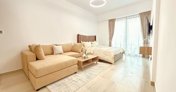 Iron/ironing board, free WiFi - Stylish Studio Pool View JVC Elysee 3 (Dubai)