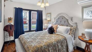 Apartment, 1 Bedroom | 1 bedroom, laptop workspace, iron/ironing board, free WiFi