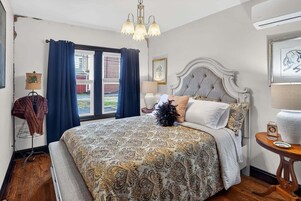 1 habitación y espacio para trabajar con laptop 