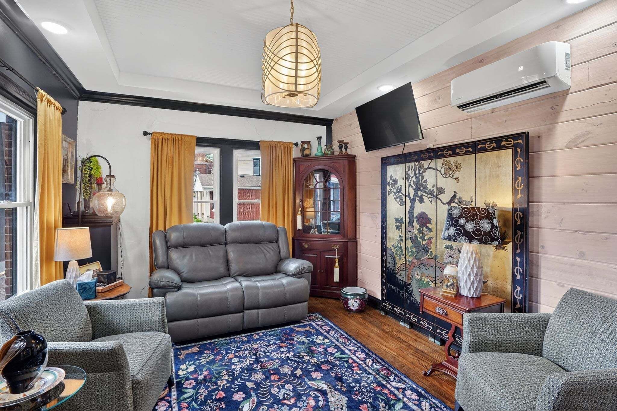 Apartment, 1 Bedroom | Living area | Smart TV, streaming services