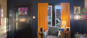 Historic 1920s Stay, Columbia House Unit A 1 Bedroom Apts