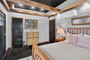 Apartment, 1 Bedroom - Stylish Retro Stay, Columbia House Unit D 1 Bedroom Apts (Somerset)