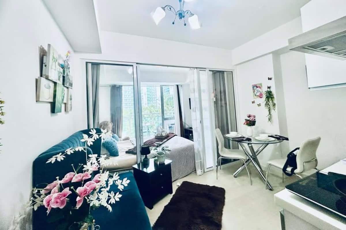 Smart TV 42 pulgadas con canales de televisión digitales, Netflix