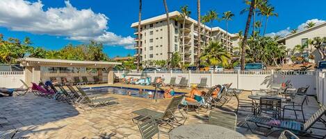 Appart'hĂŽtel, 2 chambres | Piscine