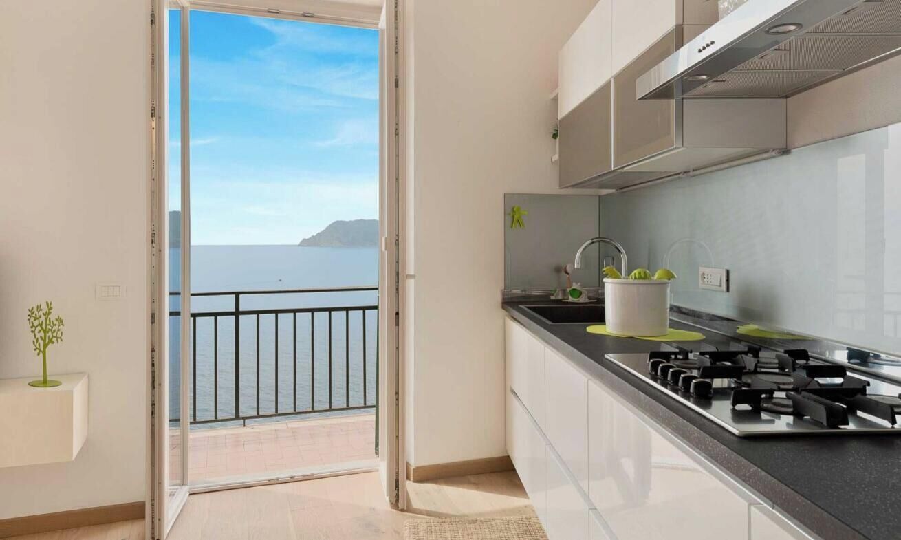 Kühlschrank, Mikrowelle, Geschirrspüler