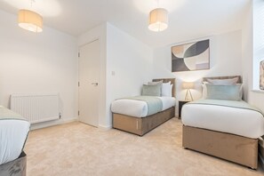 Bügeleisen/Bügelbrett, WLAN, Bettwäsche