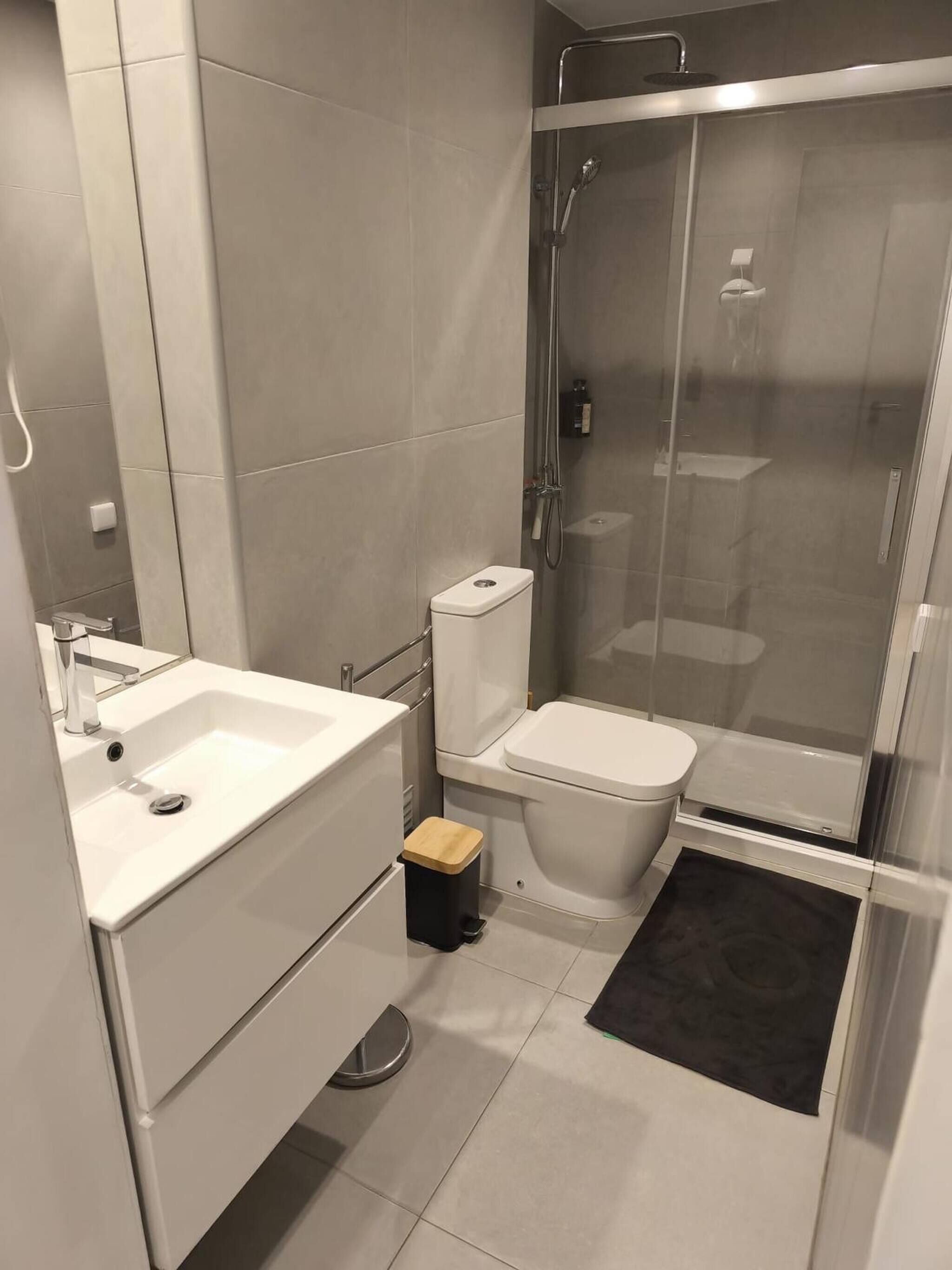 Căn hộ, 2 phòng ngủ, ban công | Phòng tắm