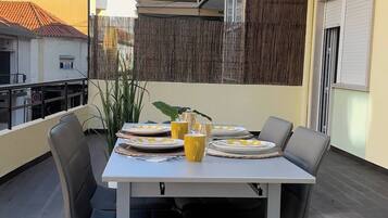 Apartemen, 2 kamar tidur, balkon | Balkon