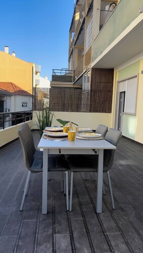 Morden Spacious Apartment