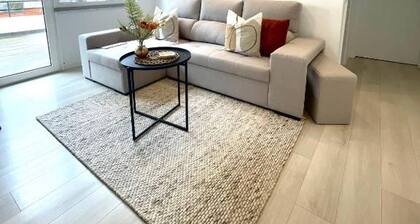 Morden Spacious Apartment