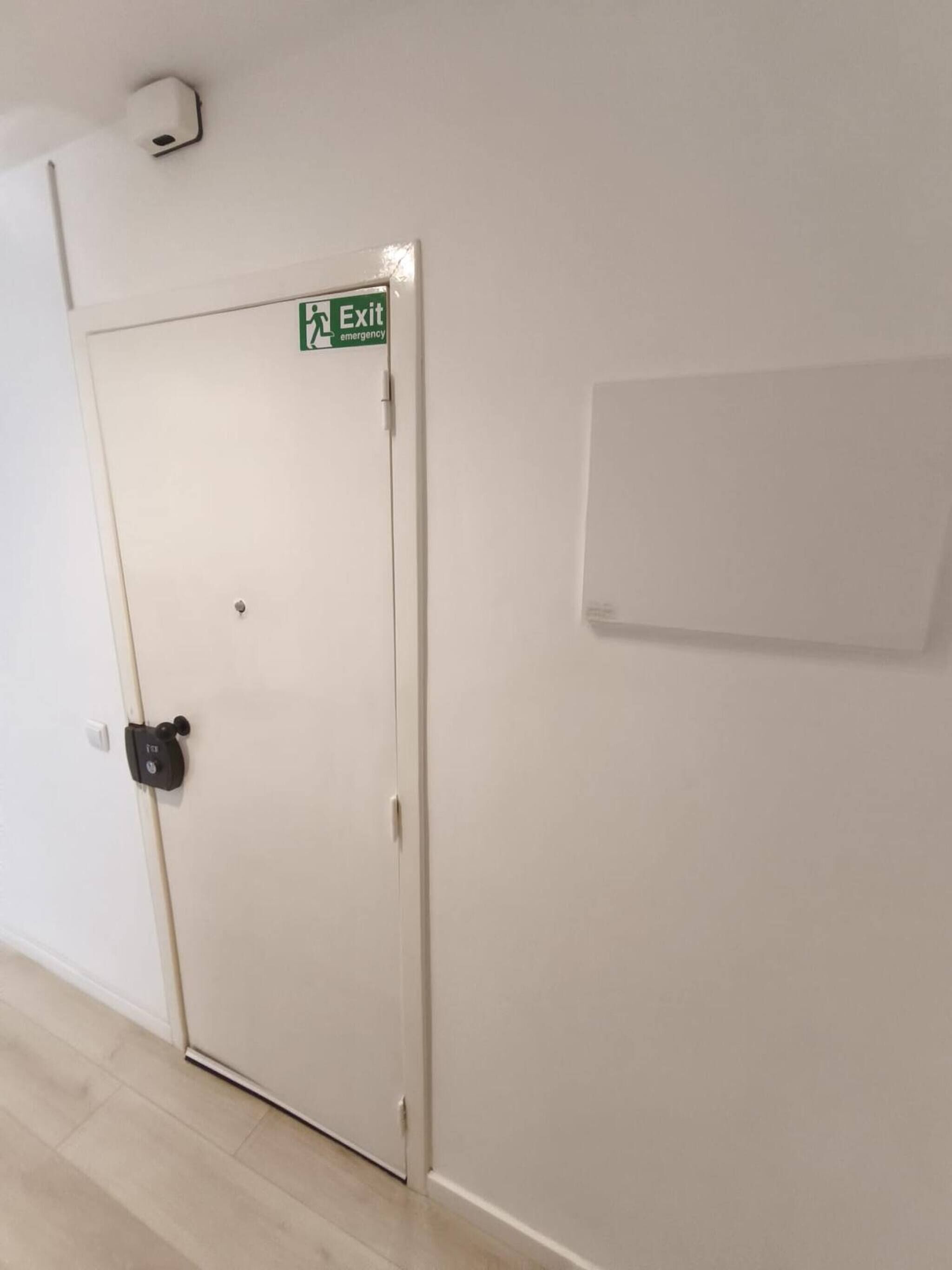 Apartment, 2 Bedrooms, Balcony | Interior