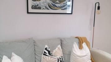 Apartment, 2 Bedrooms | Living area