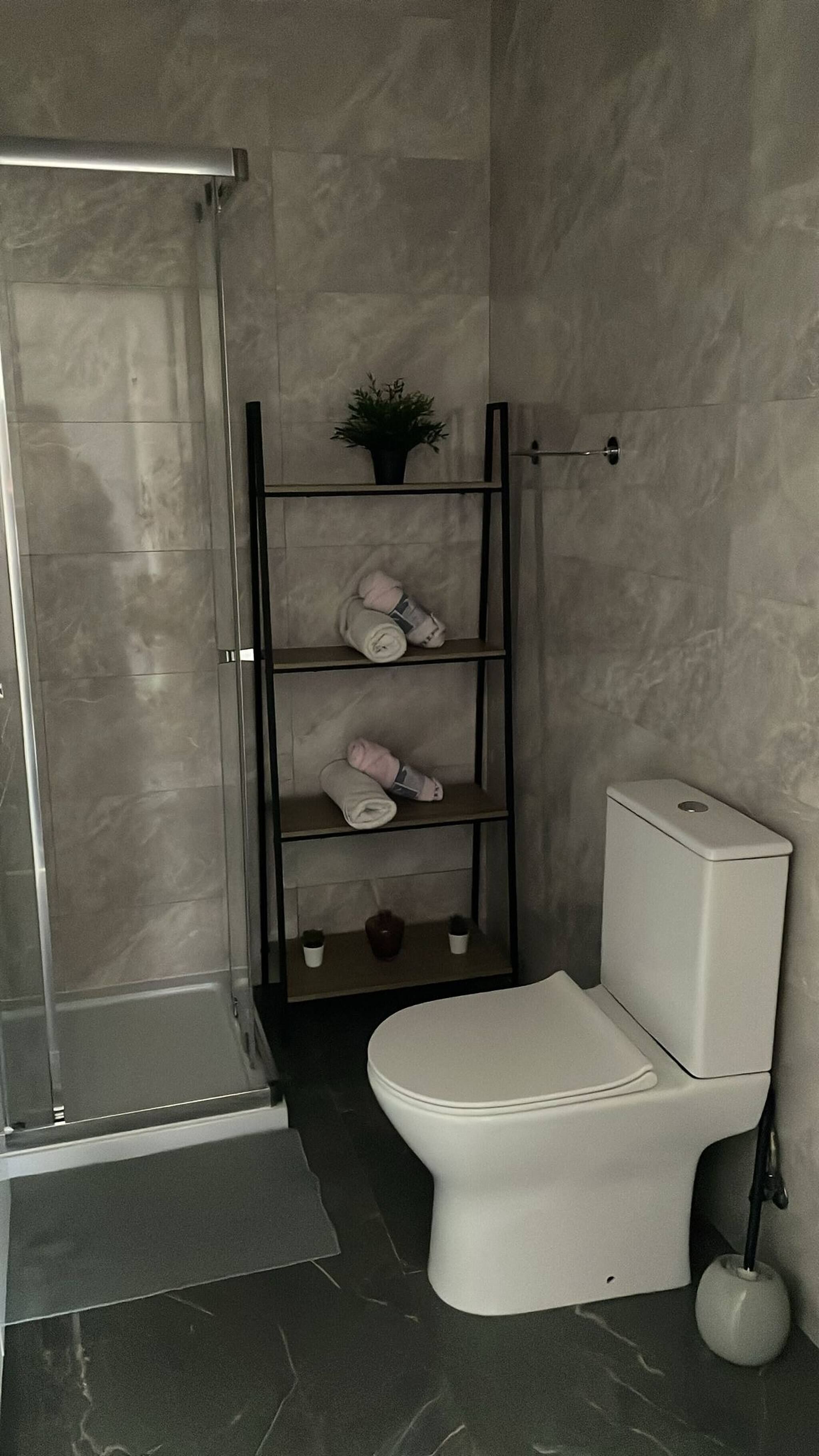 Apartment, 3 Bedrooms | Bathroom