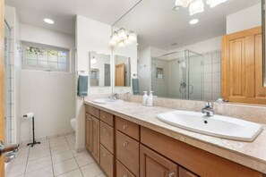 Hair dryer, towels - 2BR Sedona Escape with BBQ & Scenic Views (Sedona)