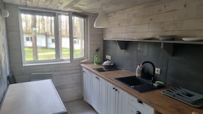 Premium Cottage 2 rooms with terrace | Private kitchen - Ośrodek La La Las - domki letniskowe w lesie nad jeziorem (Bytnica)