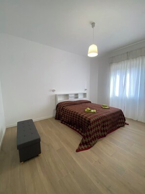 2 habitaciones, wifi gratis y ropa de cama 