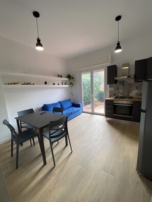 Interior - Nymphaeum House 1 (Roma)