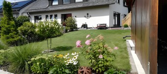 Apartment 2 Ingrid in a Green Setting