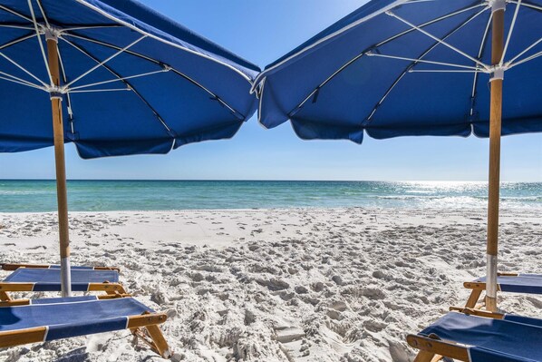 On the beach - Destin Beautiful Ground Floor Beach Front Condo, 10 - Coral Reef Club (Destin)