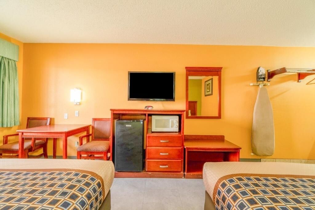 熨斗/熨衫板、免費 Wi-Fi、床單