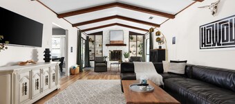 Chic Escape Pool Hot Tub Gym Playroom