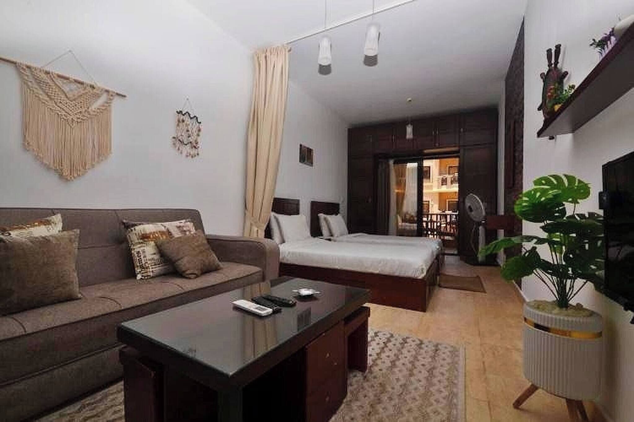 Chalet, 1 Bedroom, Accessible, Smoking | Living room