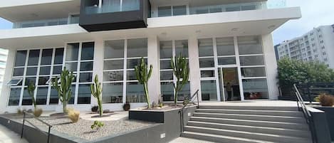 Apartment | Exterior