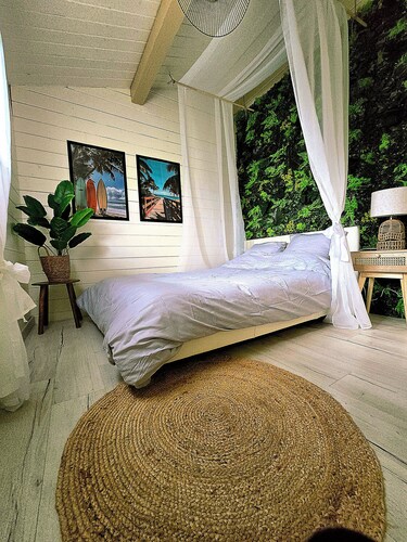 A change of scenery, exoticism & romance at the Chalet du Léman