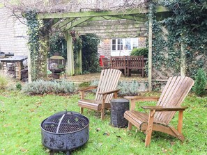 Property grounds - Lair Close House (Harrogate)