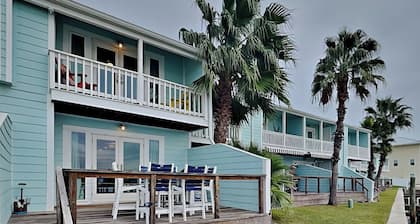 Turtle BAYcation | Little Bay Views, Boat Dock