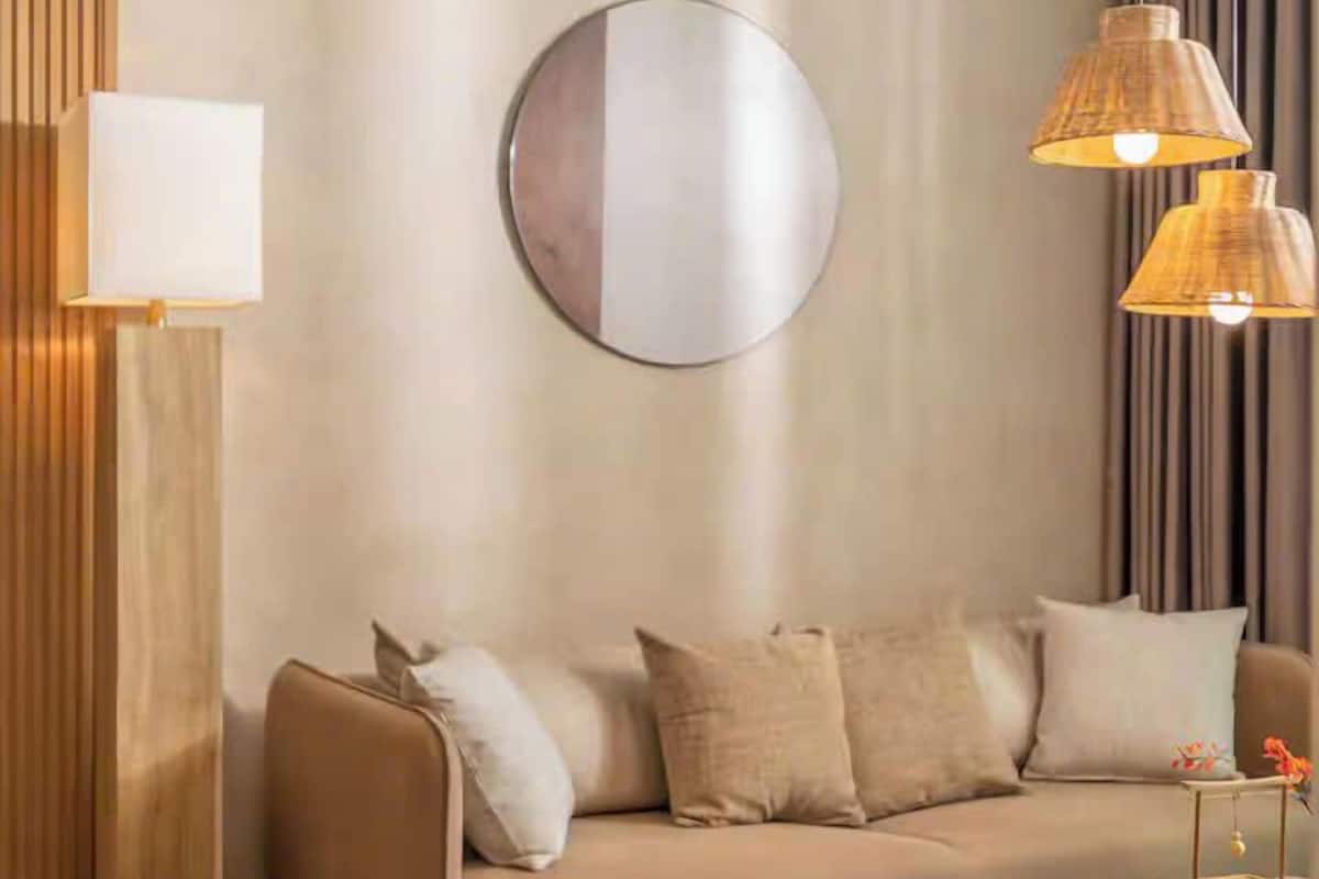 Grand Suite, 1 Bedroom, Club Lounge Access, Pool View | Egyptian cotton sheets, premium bedding, down comforters